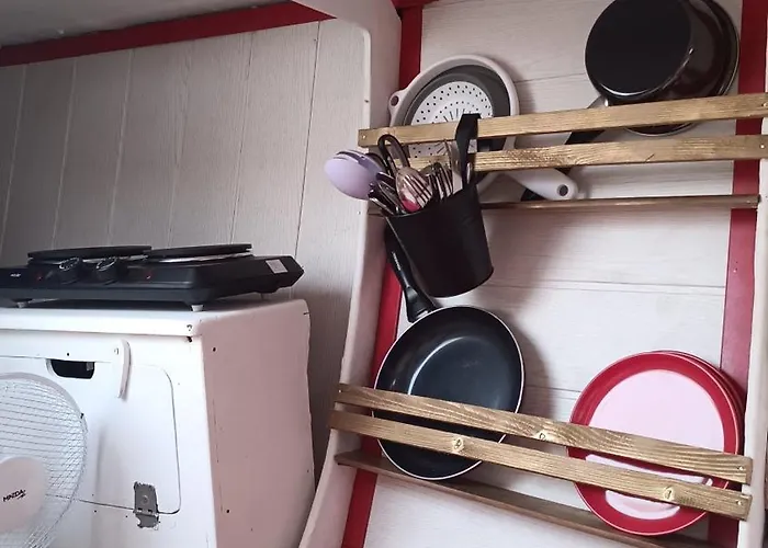 Ботель Pomme D'amour